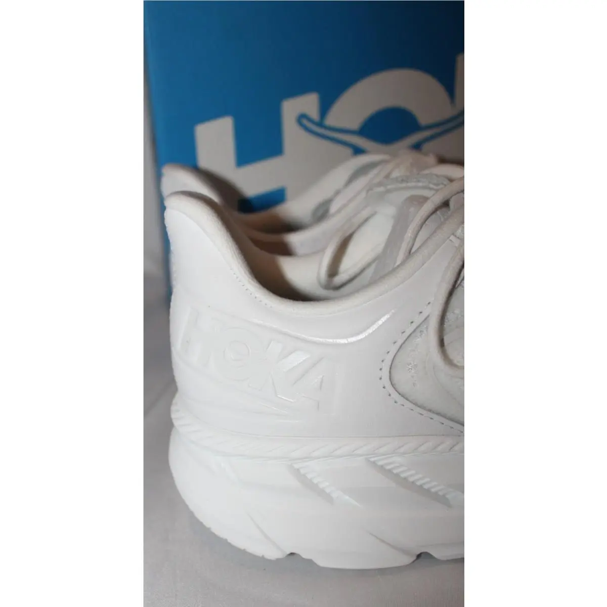 Hoka shoes - White 2