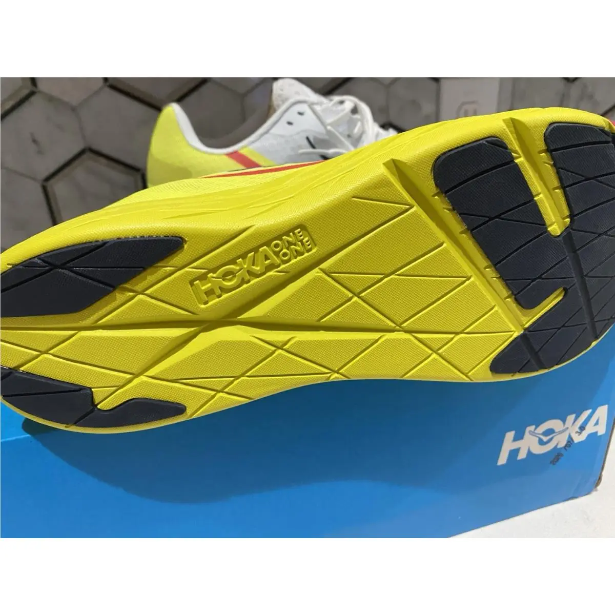 Hoka shoes - Hoka One One Bondi - One One Bondi - White Evening/Primrose 2