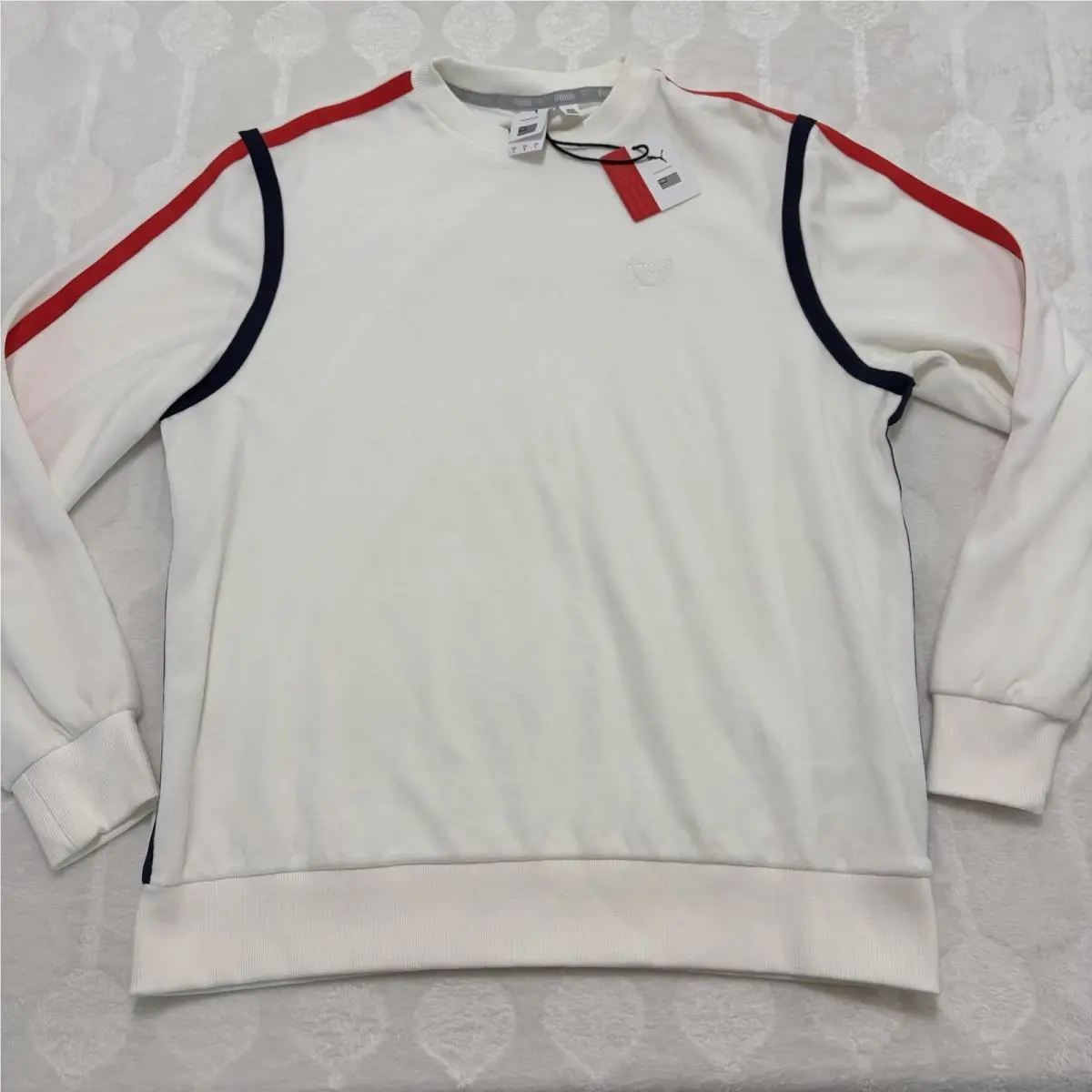 x Tmc Hussle Way Velour Crewneck Sweatshirt Large White Colorblock by Puma