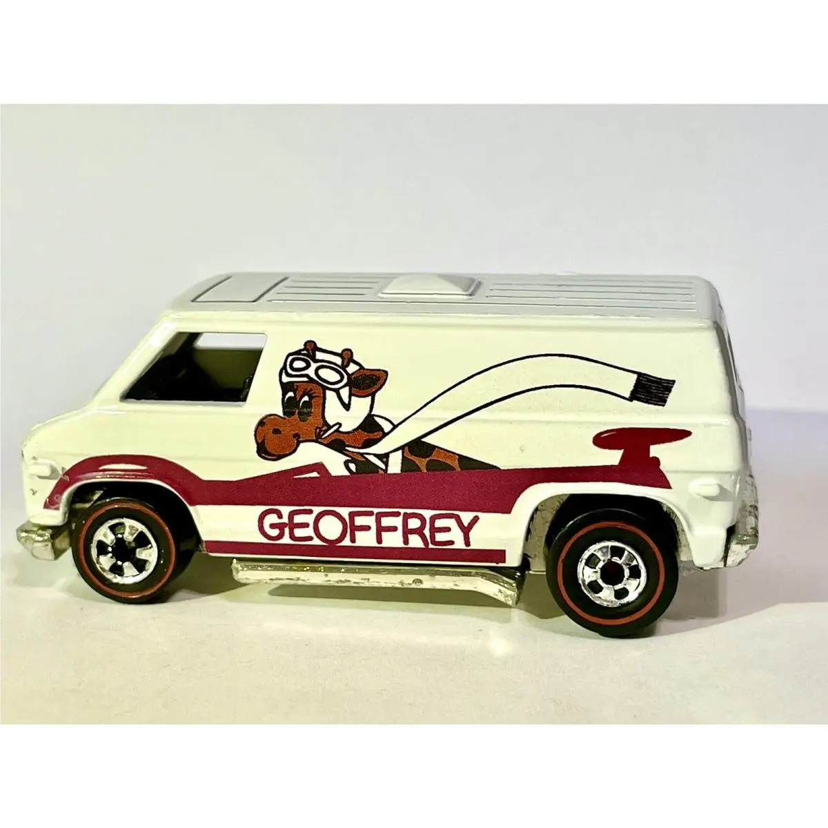 Custom Restored Hot Wheels Redline Super Van Geoffrey Giraffe Toys R Us - Nice
