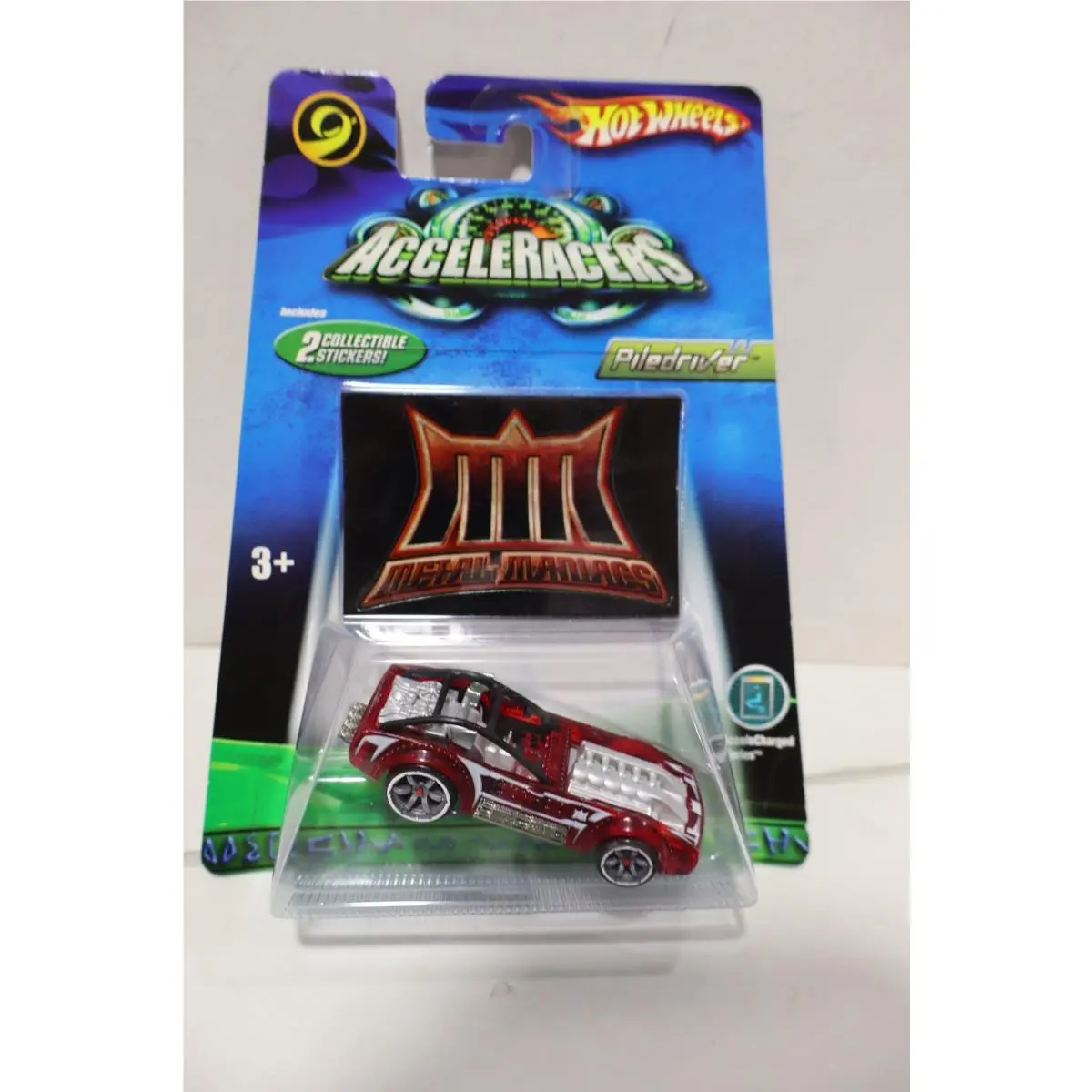 Hot Wheels 2006 Acceleracers - Metal Maniacs Plastic Red Piledriver Accelecharge