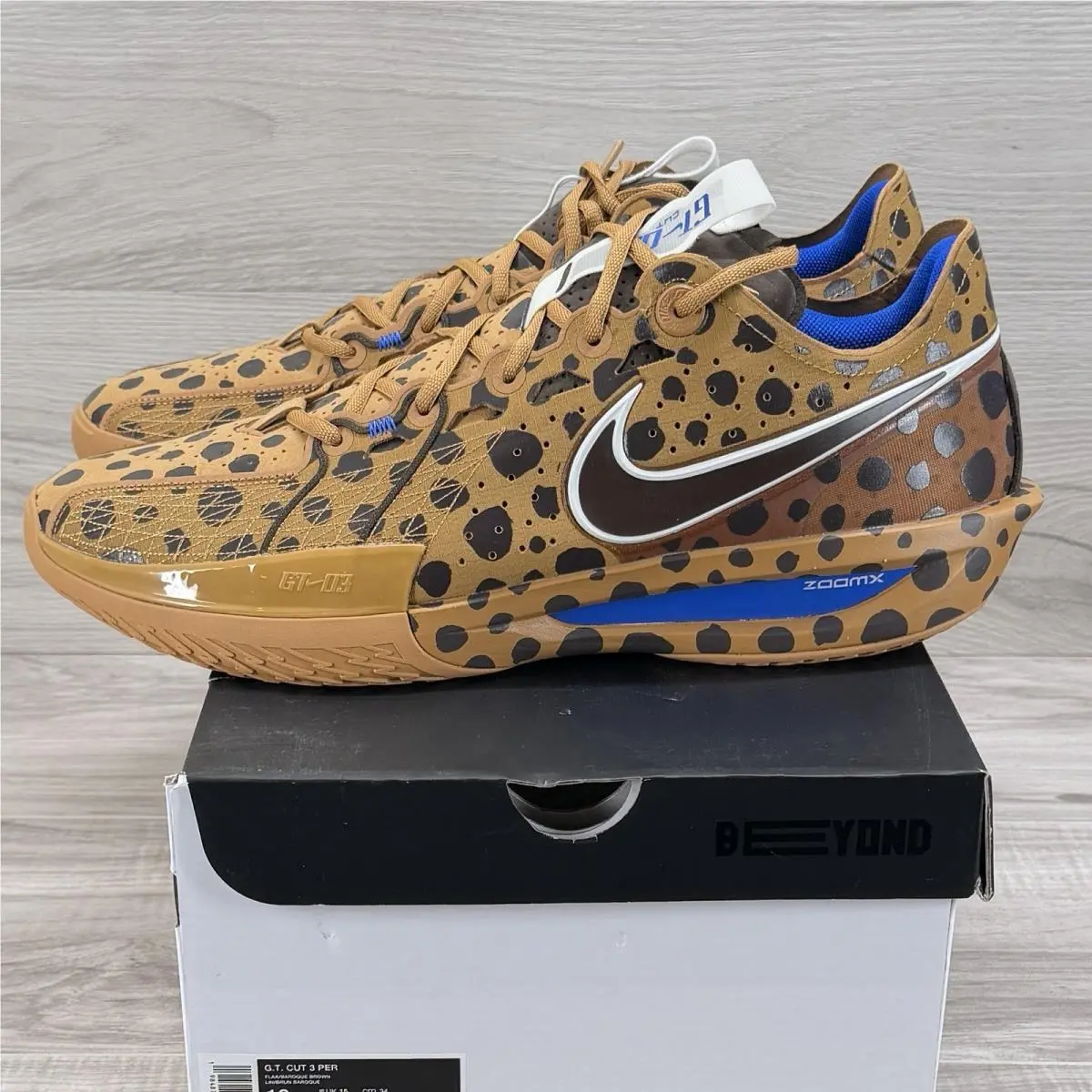 Nike shoes - Nike Air Zoom GT Cut 3 - IO6963-200 - Brown 0