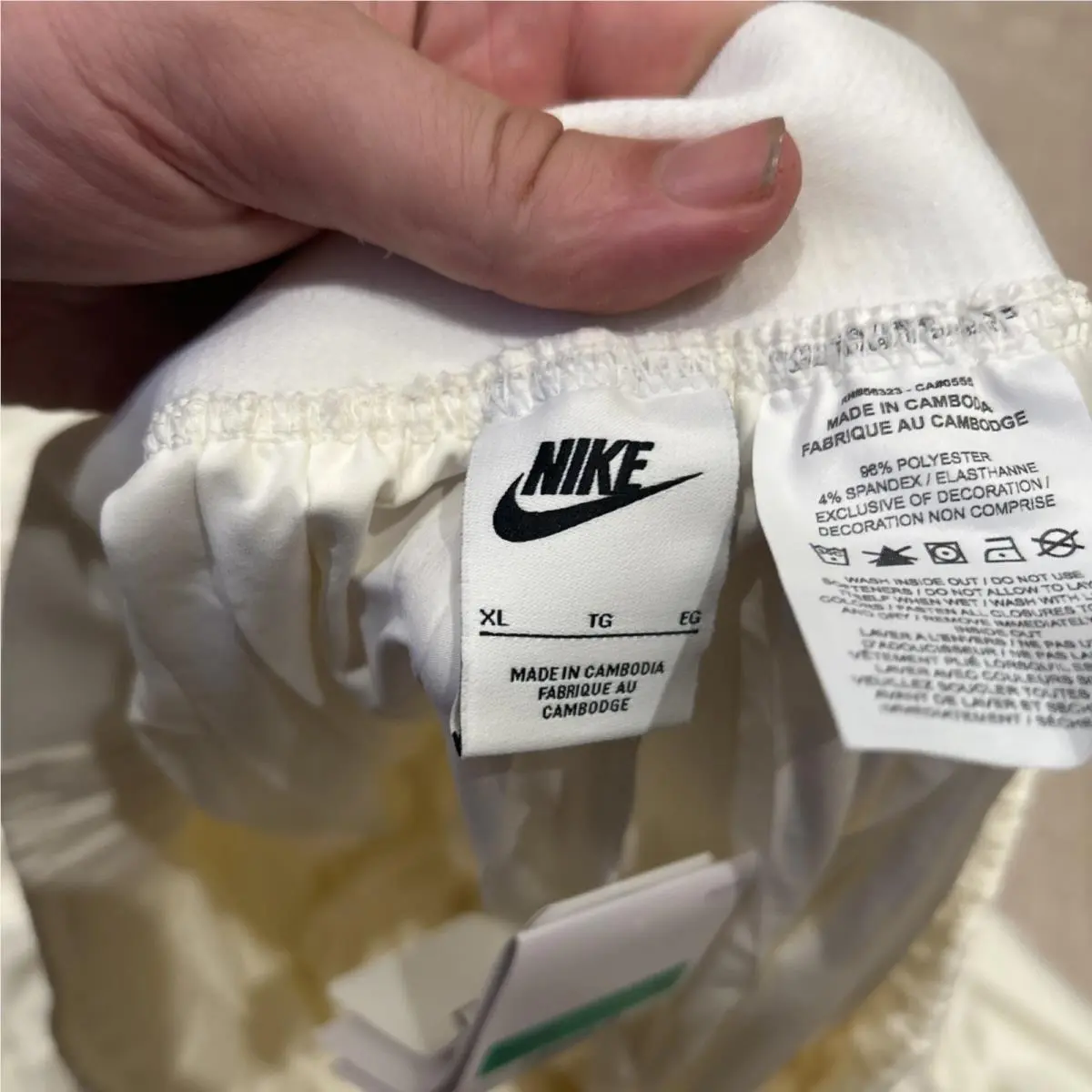 Nike clothing - HJ0520133 - HJ0520133 - Ivory 1