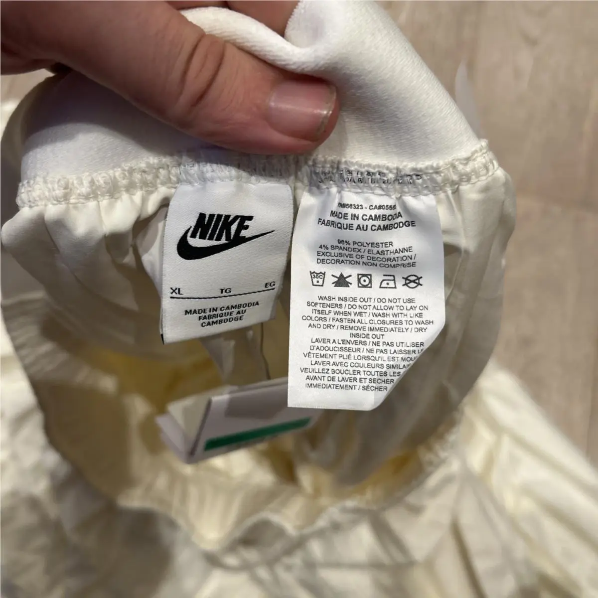 Nike clothing - HJ0520133 - HJ0520133 - Ivory 2