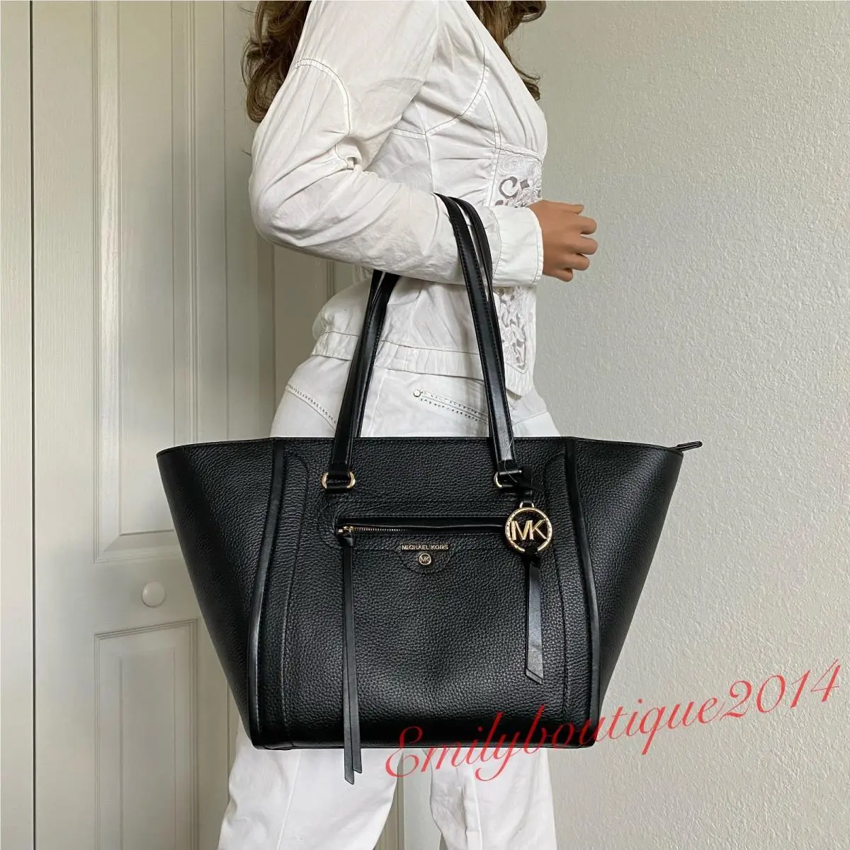 Michael Kors Carine Medium Pebble Leather Tote Shoulder Zip Bag Black