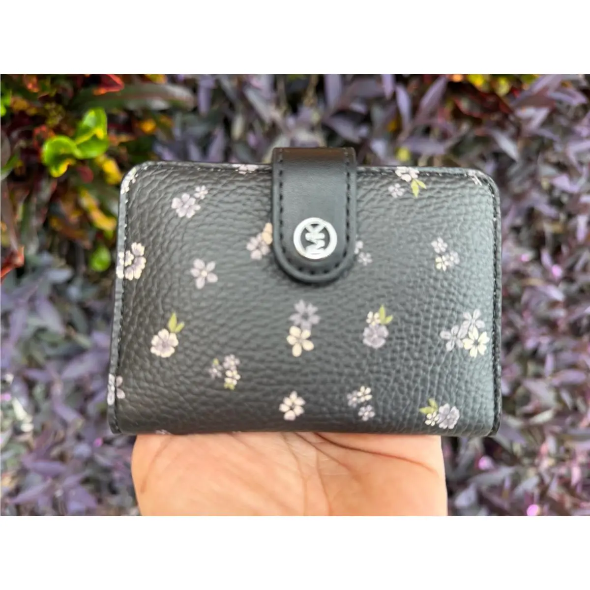 Jet Set Travel Small Mini Bifold Card Case Wallet Floral Black by Michael Kors