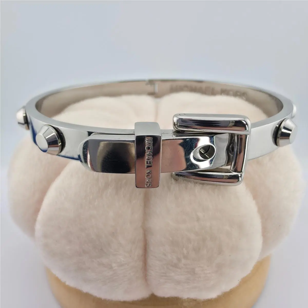 Bracelet Astor Working Buckle Hinged Bangle Silver Tone 7 by Michael Kors