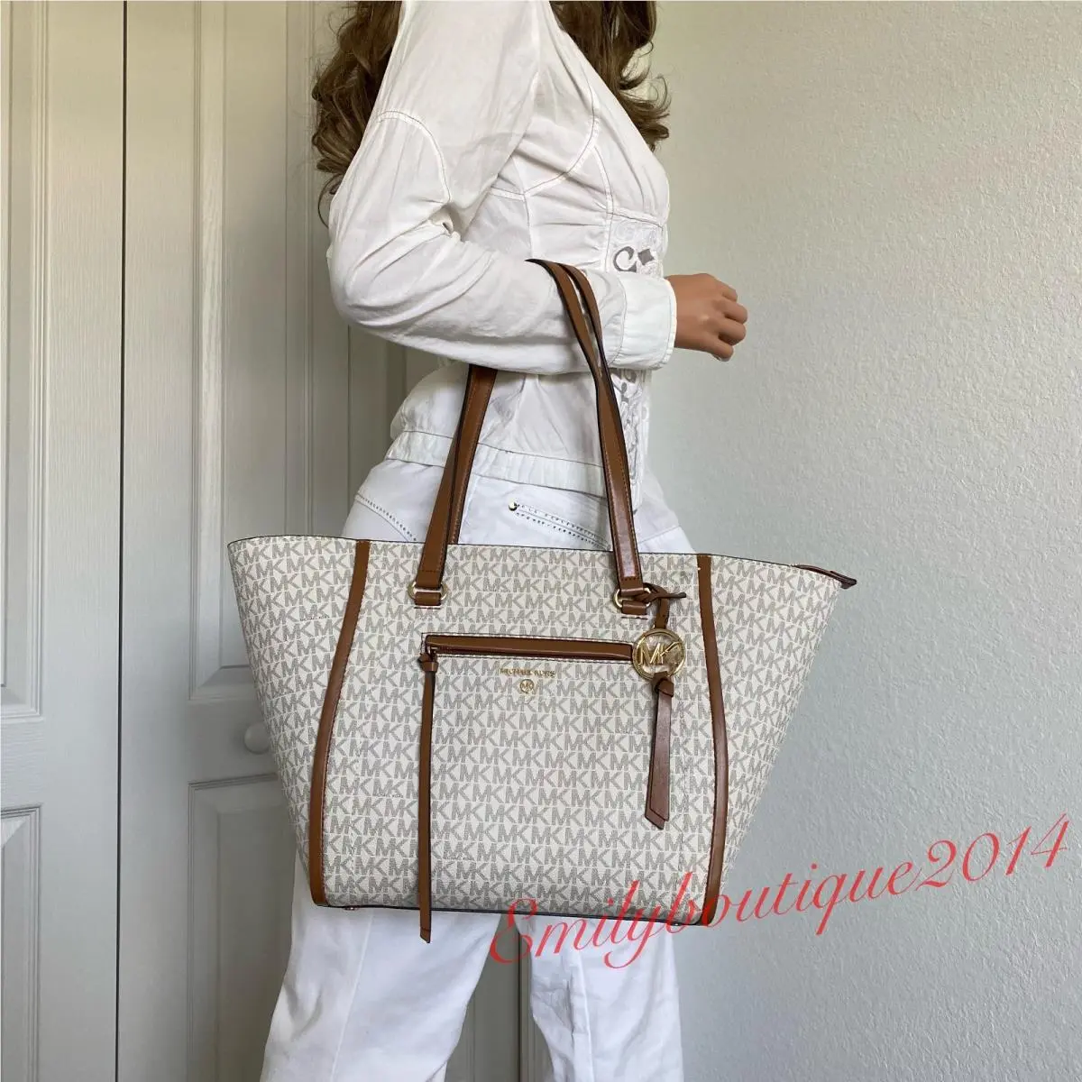 Carine Medium Logo Tote Signature Zip Bag Vanilla Brown by Michael Kors