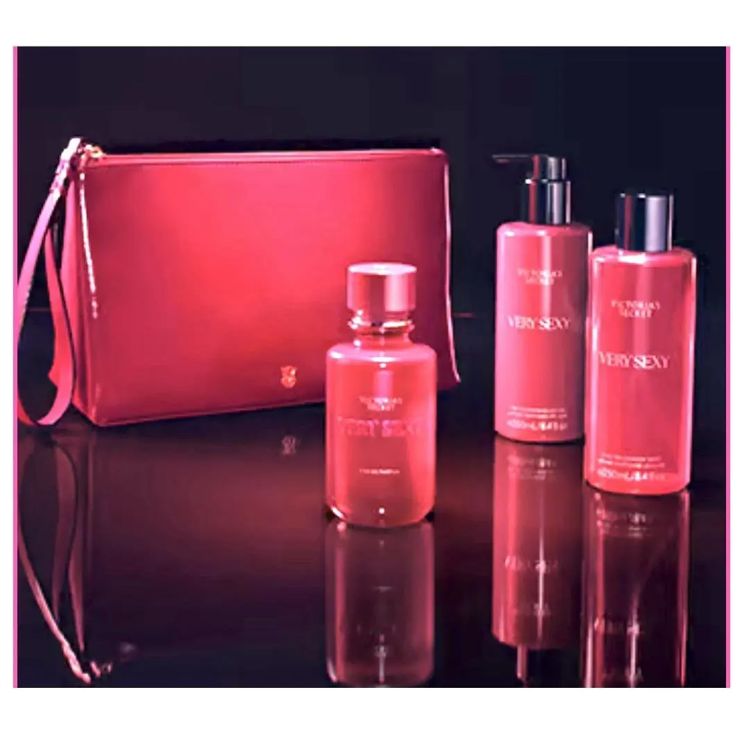 Victoria`s Secret Very Sexy Scarlet Edp 3.4 oz Perfume 4-Pc Gift Set by Victoria's Secret