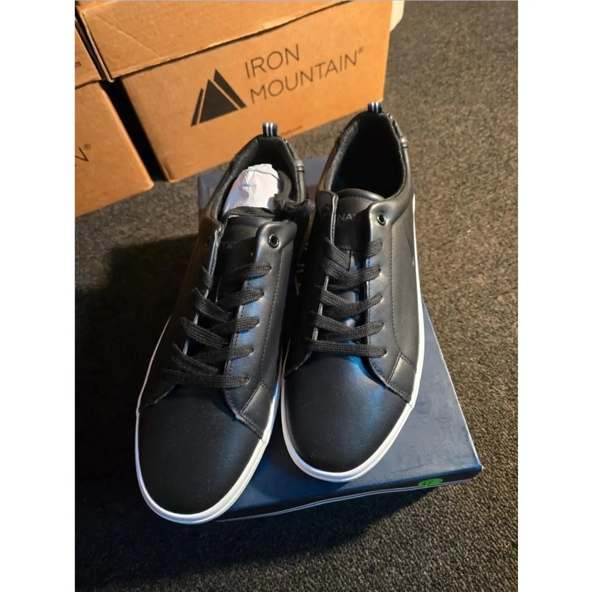 - Graves 3 Leather Shoes US 12 Mens- Black/white by Nautica