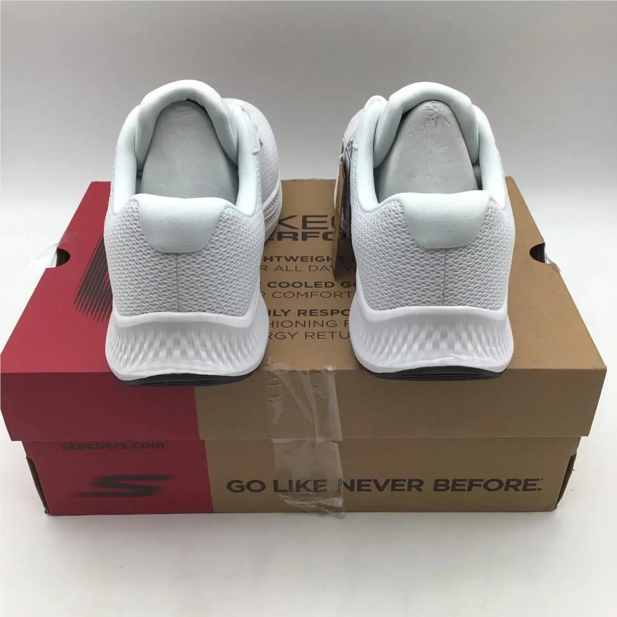 Skechers shoes - Skechers Go Run Consistent 2.0 Engaged - White 1