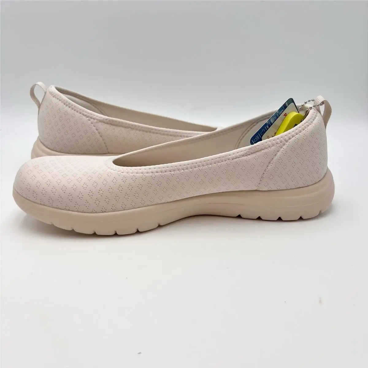 Skechers shoes - Beige (UPC: 197627273228) 5