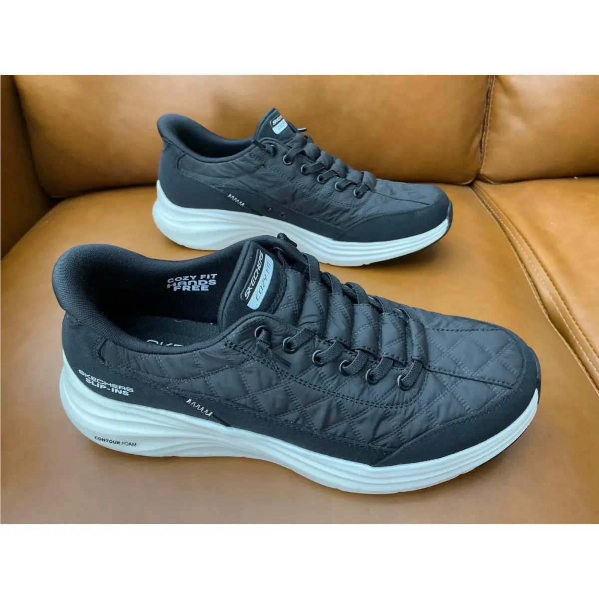 Slip-ins Cozy Fit Women 9.5 Black Quilted Contour Foam 150842 by Skechers