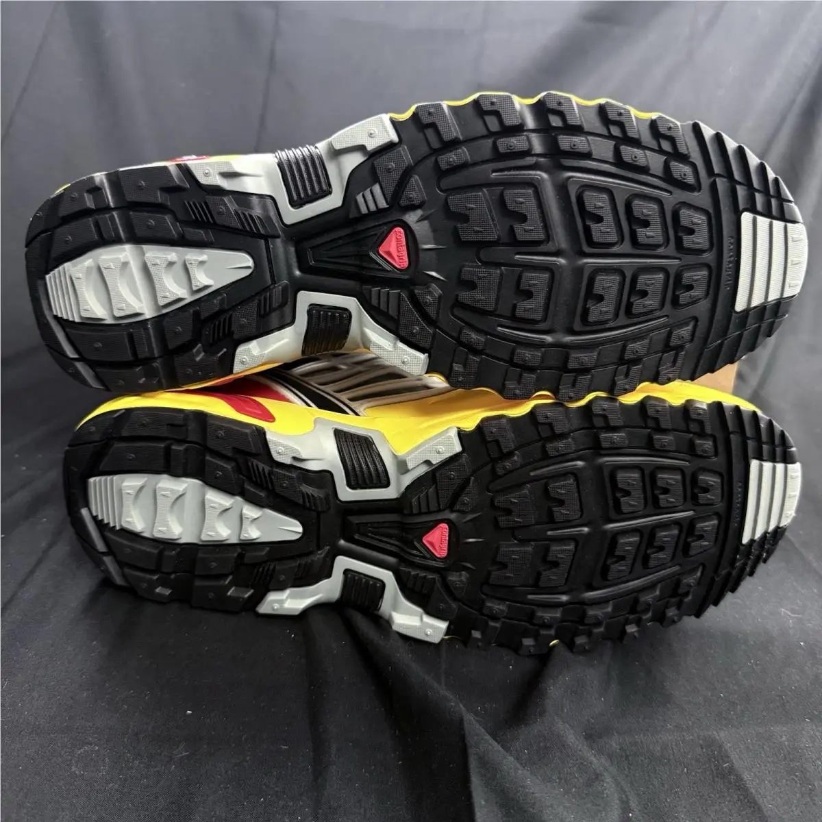 Salomon shoes - Salomon ACS - ACS - L47298900 - Yellow 6