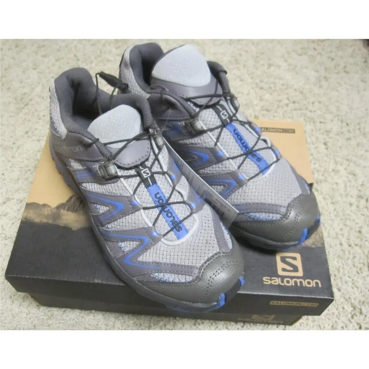 Womens Size 5 Salomon Trail Score Gray Athletic Walking Shoes Sneakers