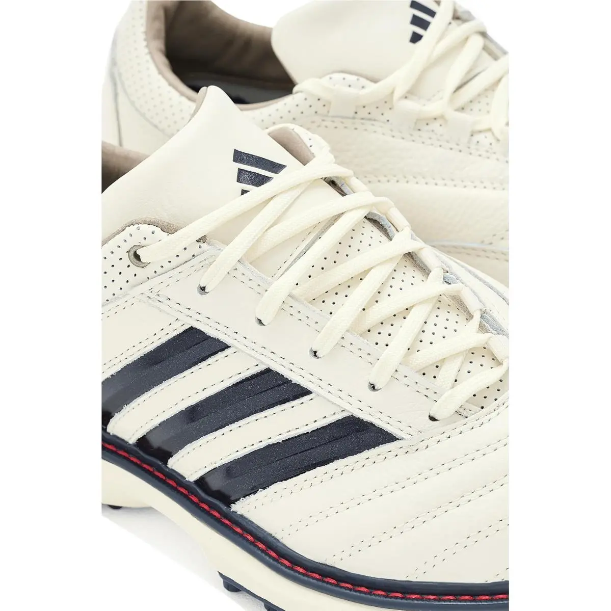 Adidas shoes - Core Black/Footwear White/Gum 5 25
