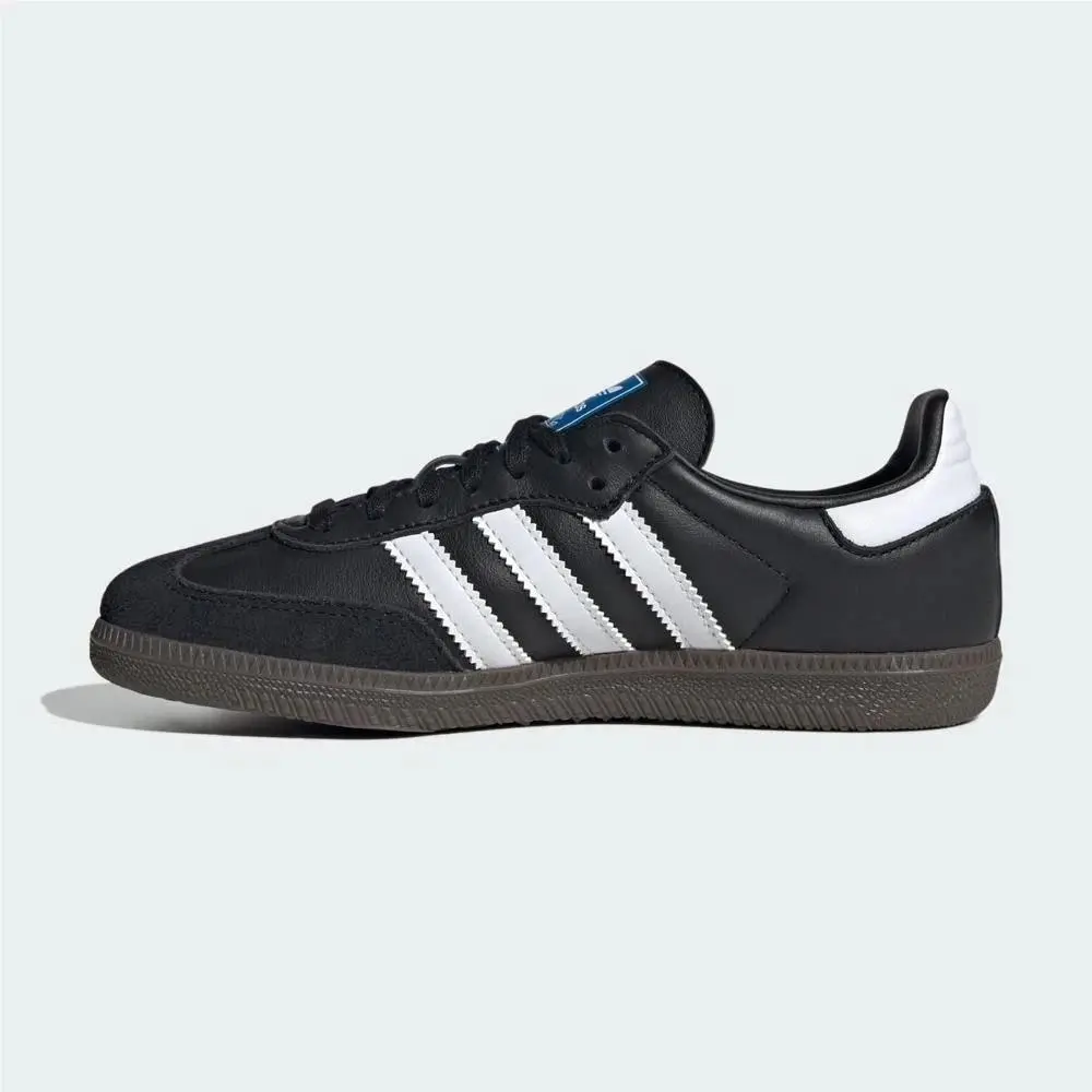 Adidas shoes - Black Cloud 5
