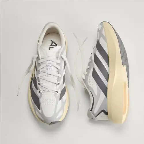 Adidas shoes - Core White / Utility Black / Grey Two 17