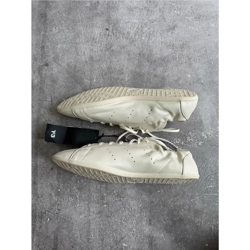 Adidas shoes - adidas Originals - Originals - KJ2390 - Ivory 0