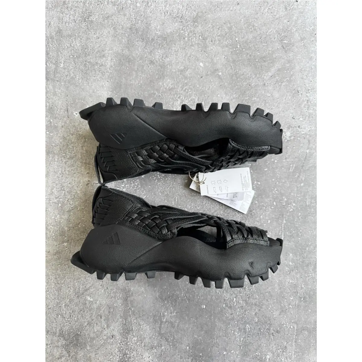 Adidas shoes - JS2117 - JS2117 - Black 1