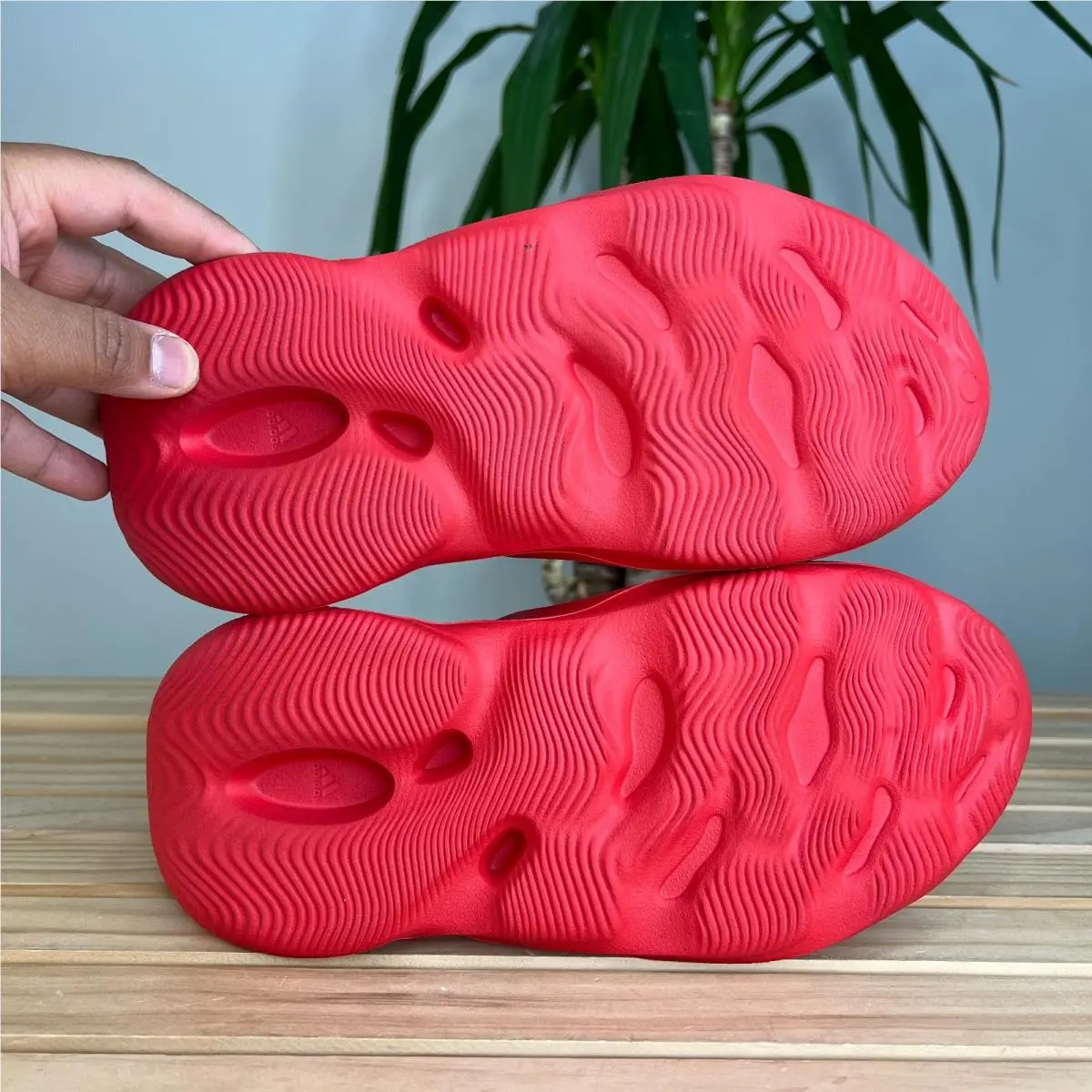 Adidas shoes - adidas Yeezy Foam RNNR - Yeezy Foam RNNR - GW3355 - Red 5