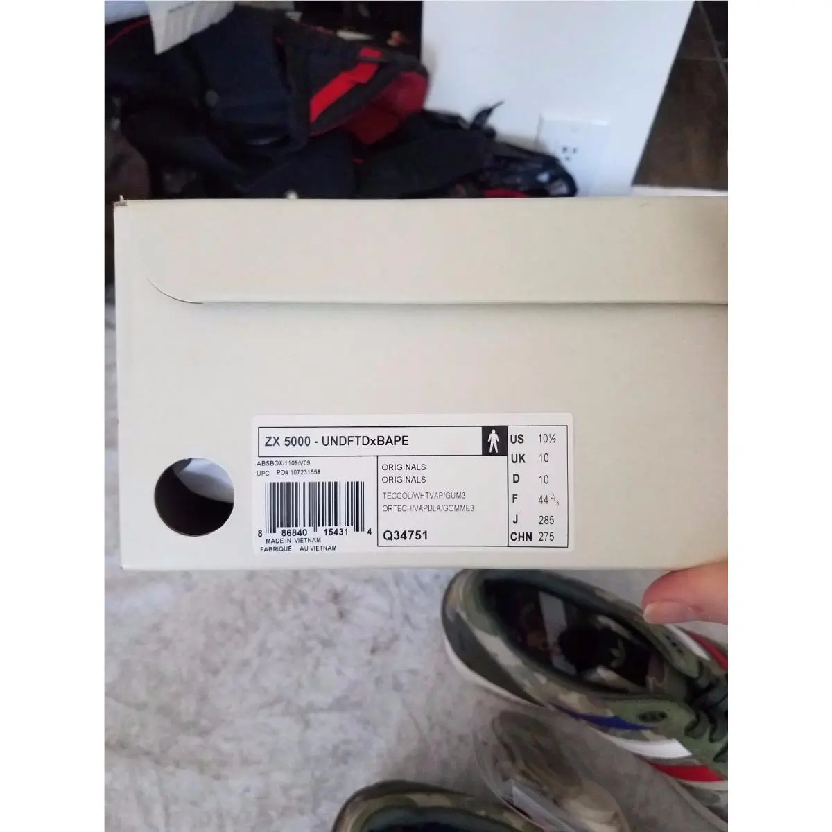 Adidas shoes - Multi-Color (UPC: 886840154314) 0