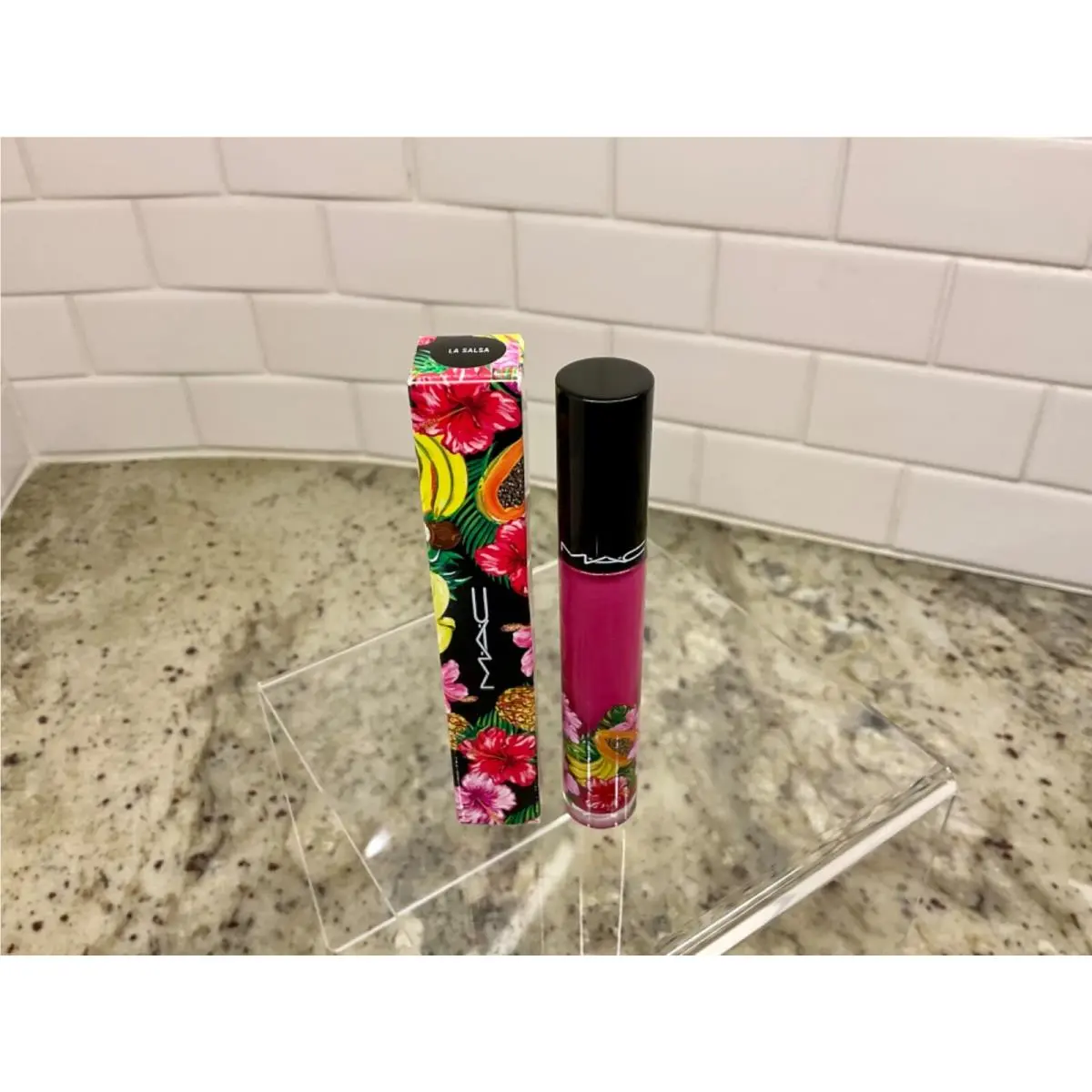 Mac Fruity Juicy Limited Edition Full Size Collection LA SALSA CREMESHEEN GLASS by MAC Cosmetics