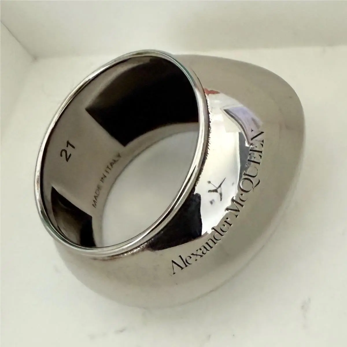 Alexander Mcqueen Men`s Gaze Ring 748248 Size 21 by Alexander McQueen