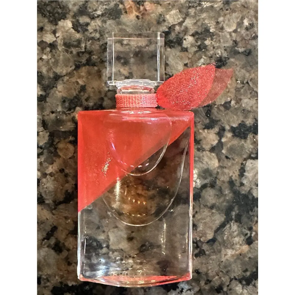 La Vie Est Belle En Rose by Lancome L`eau DE Toilette For Women 3 ml by Lancôme