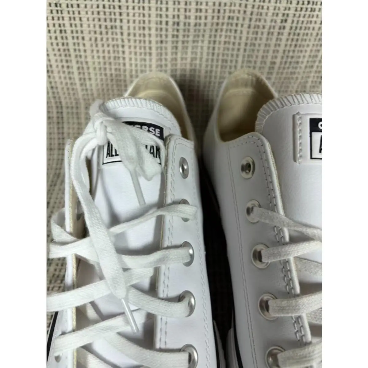Converse shoes - Converse Chuck Taylor All Star Lift OX - 561680c - White 9