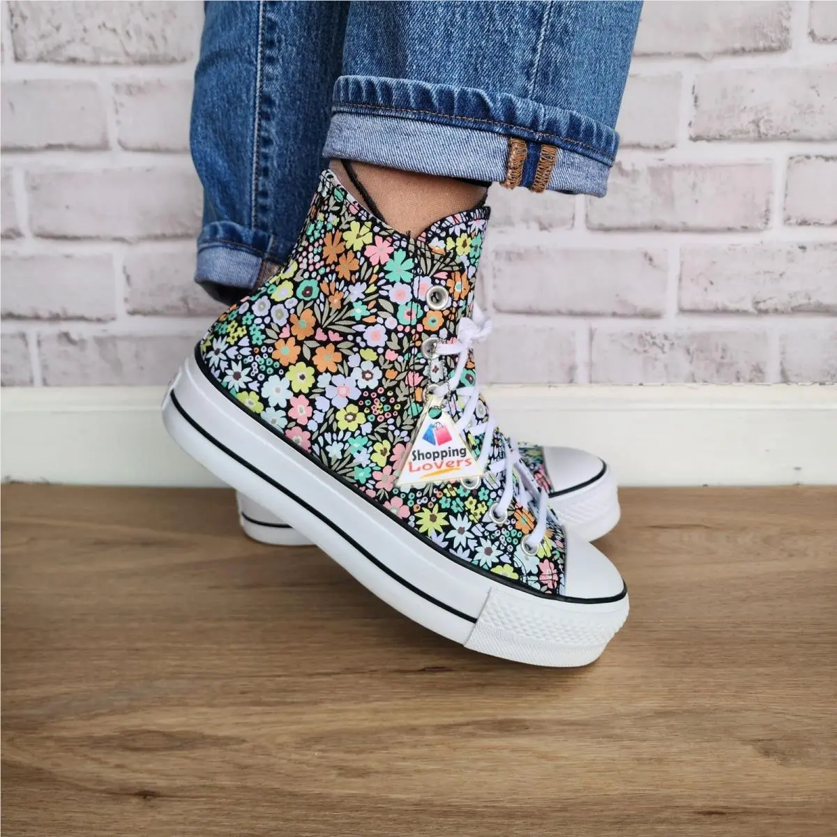 Converse shoes - Converse Chuck Taylor - Chuck Taylor - A15009C - Multicolor (UPC: 194435555898) 0