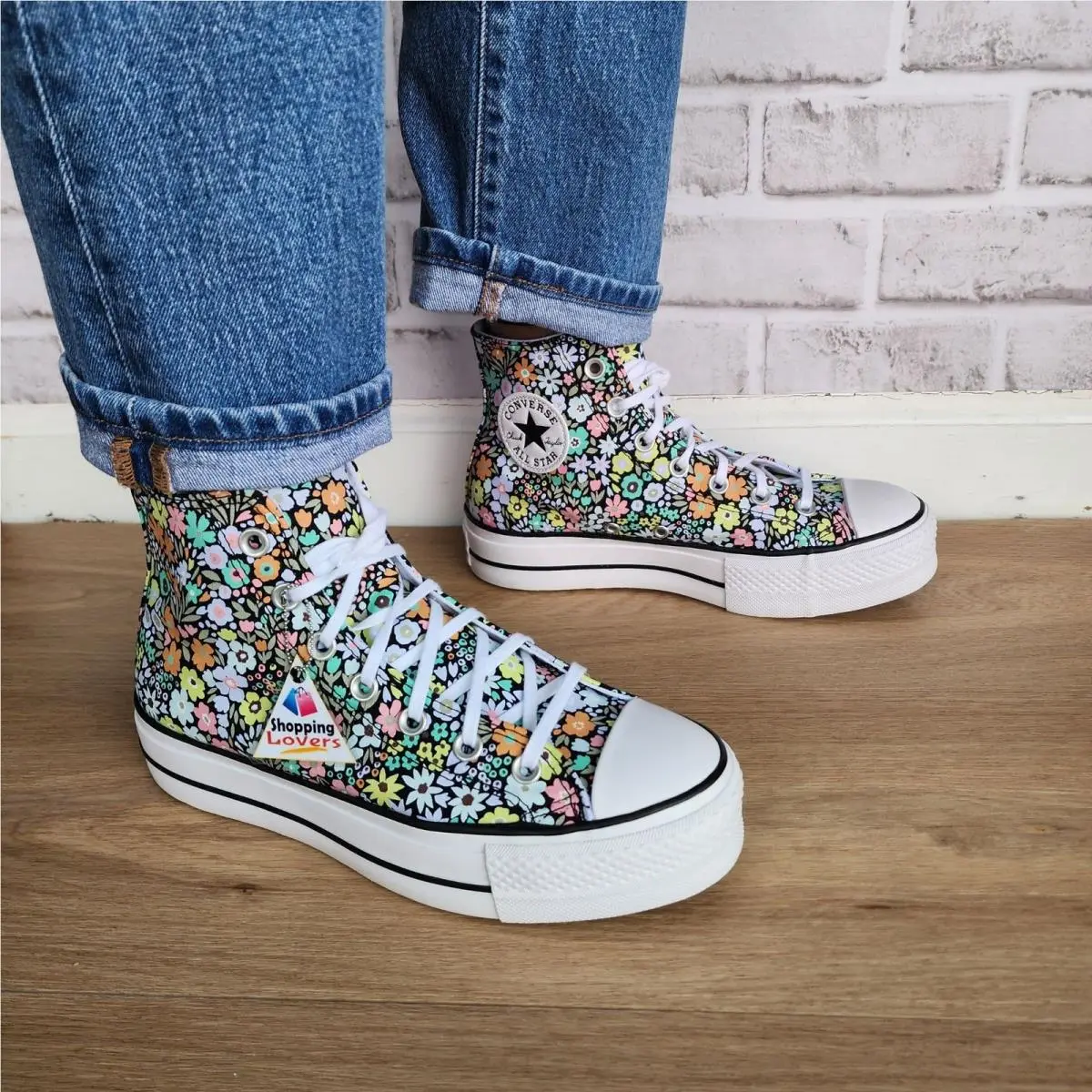 Converse shoes - Converse Chuck Taylor - Chuck Taylor - A15009C - Multicolor (UPC: 194435555898) 1