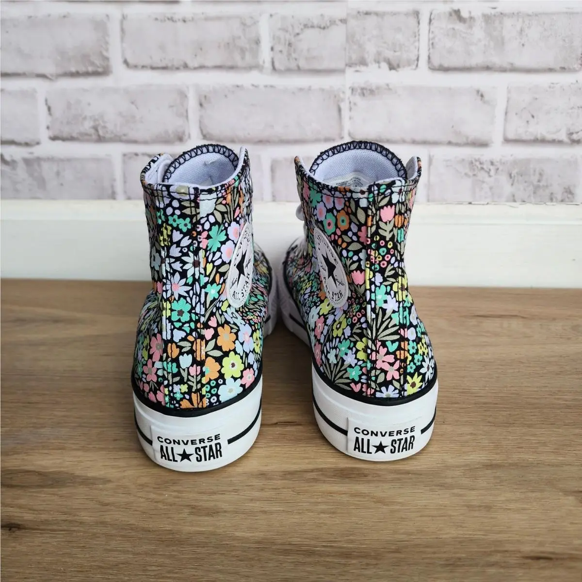 Converse shoes - Converse Chuck Taylor - Chuck Taylor - A15009C - Multicolor (UPC: 194435555898) 4