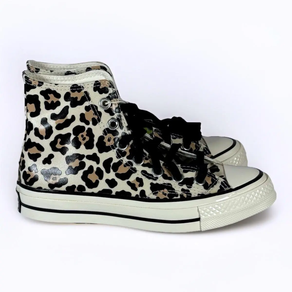 Chuck 70 Glow-in-the-dark Leopard Print Women`s Size 6 B232 by Converse