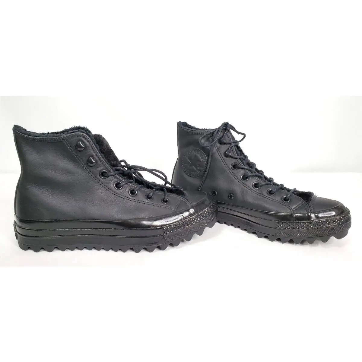 Women 8.5 Cta Street Warmer Black Leather Ripple Bottom Sneakers Lined by Converse