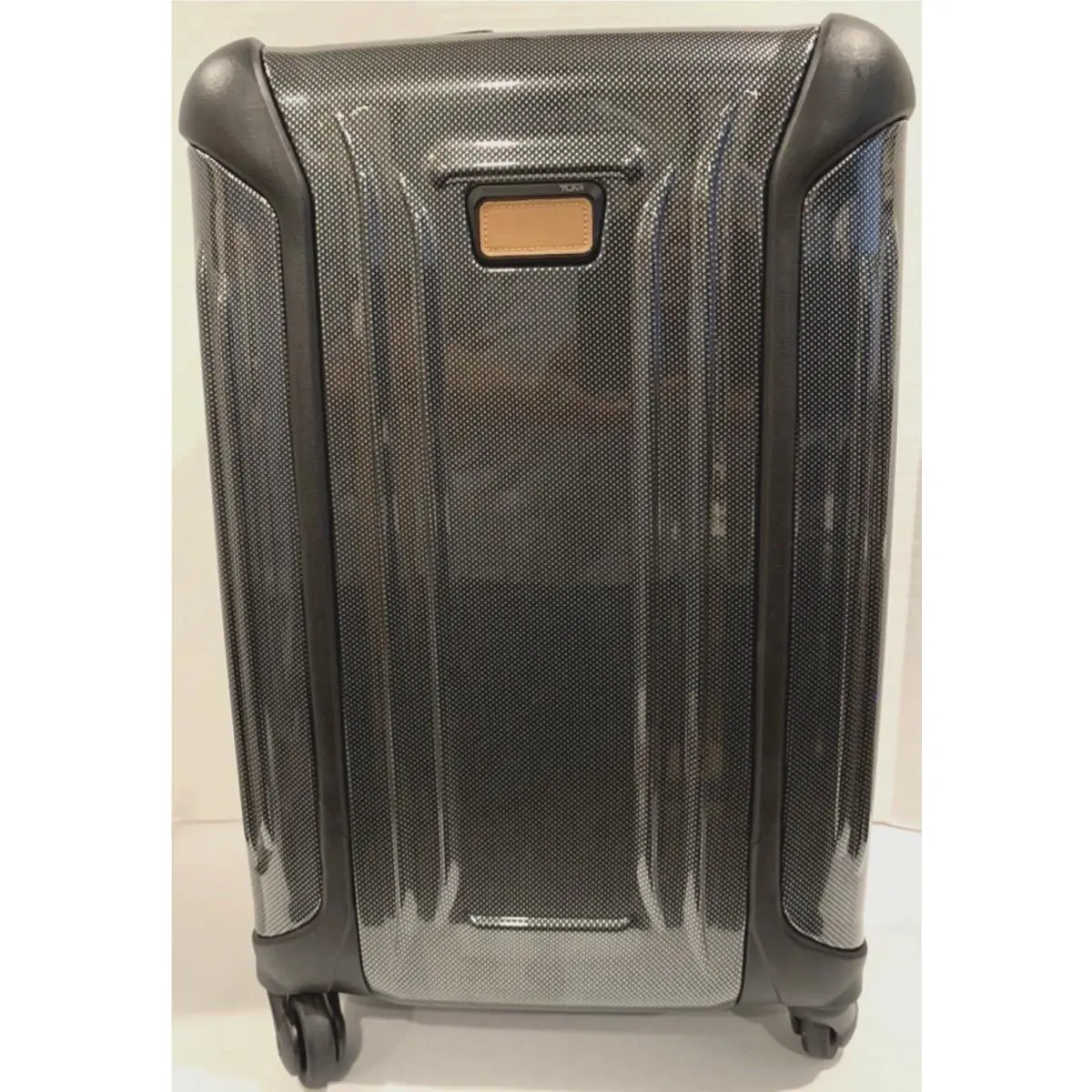 Vapor 22 - Carry-on Luggage Spinner - Carbon Hunter Green by Tumi