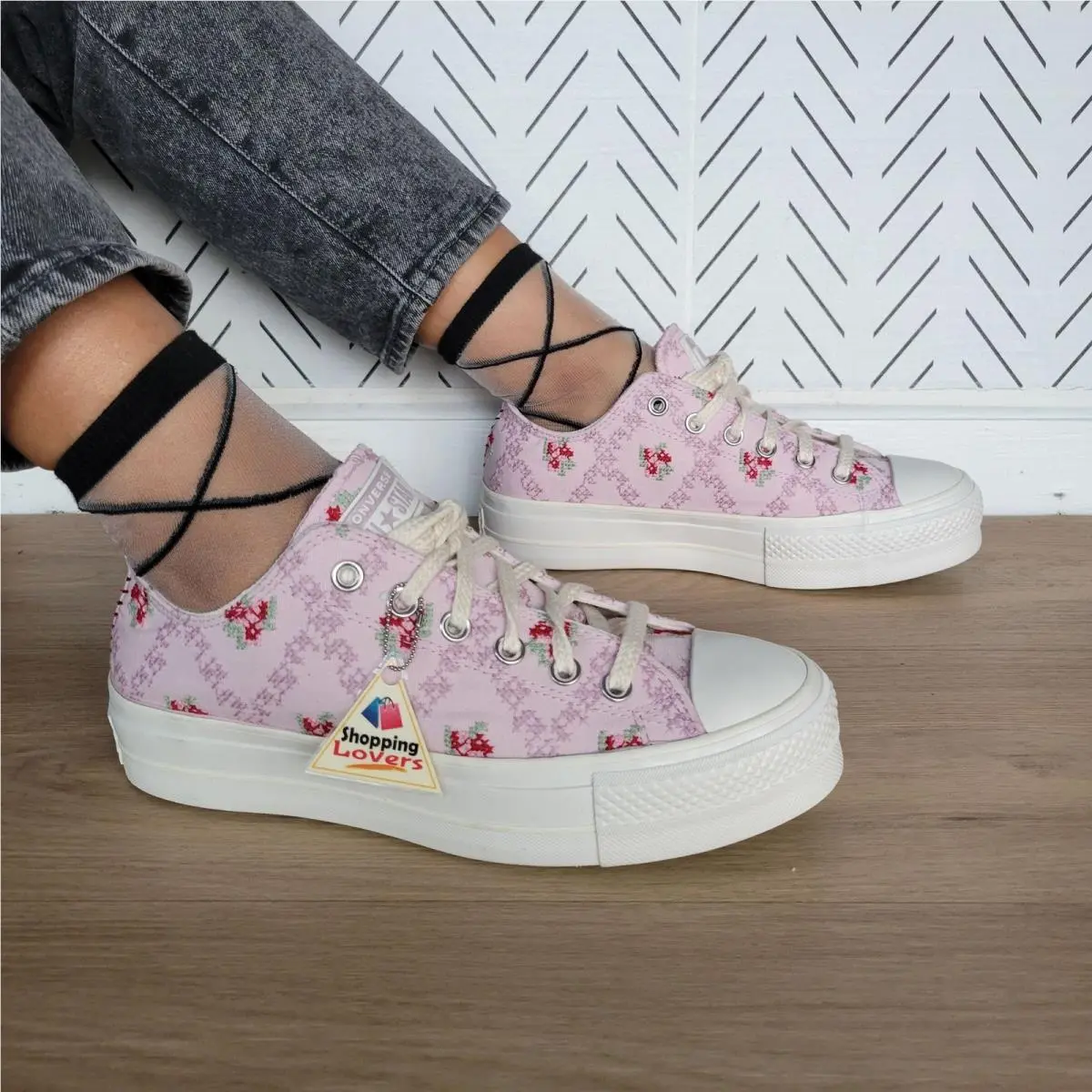 Chuck Taylor All Star Lift Platform Cross Stitch 7.5 Women Shoes Pink A13660C by Converse