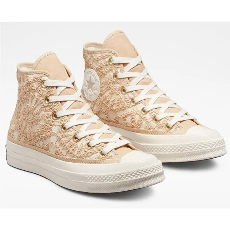 Converse Chuck Taylor Chuck 70 HI Top Sneakers Men 9.5 / Women 11.5 Daisy Cord
