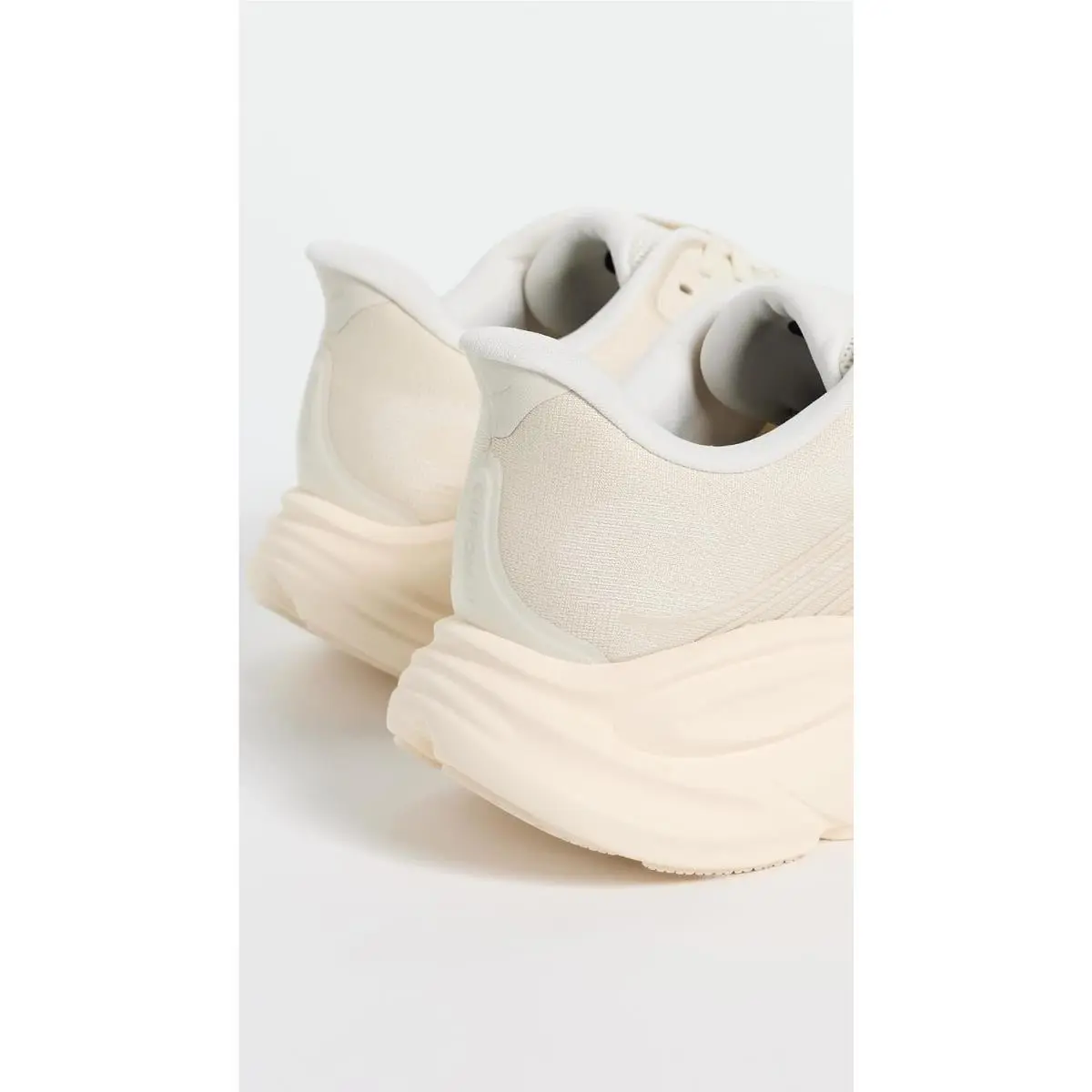 Hoka shoes - OFF WHITE 0