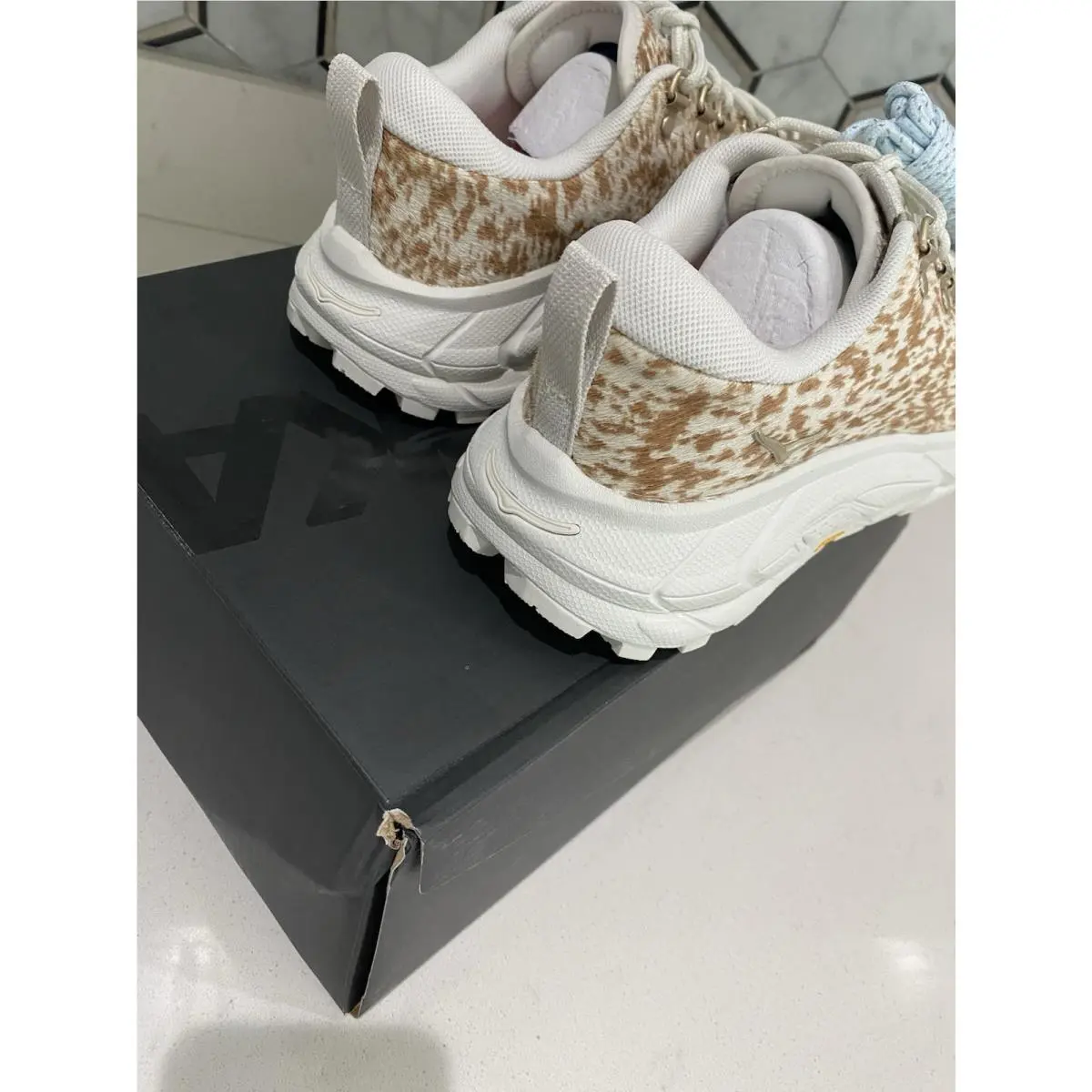 Hoka shoes - White Onyx 1