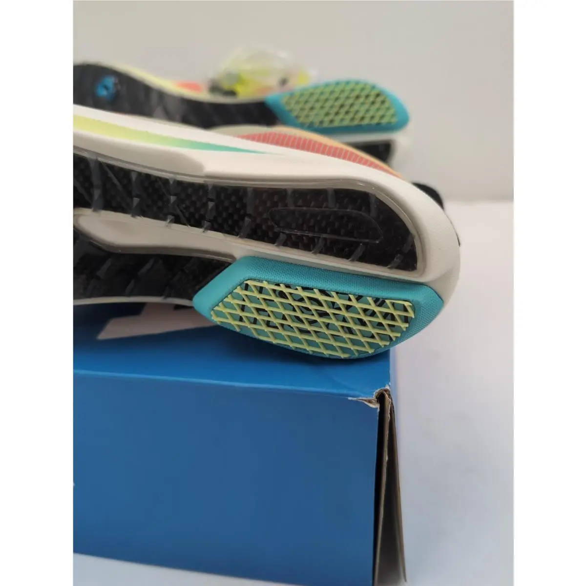 Hoka shoes - Hoka One One Cielo X - Multicolor 8