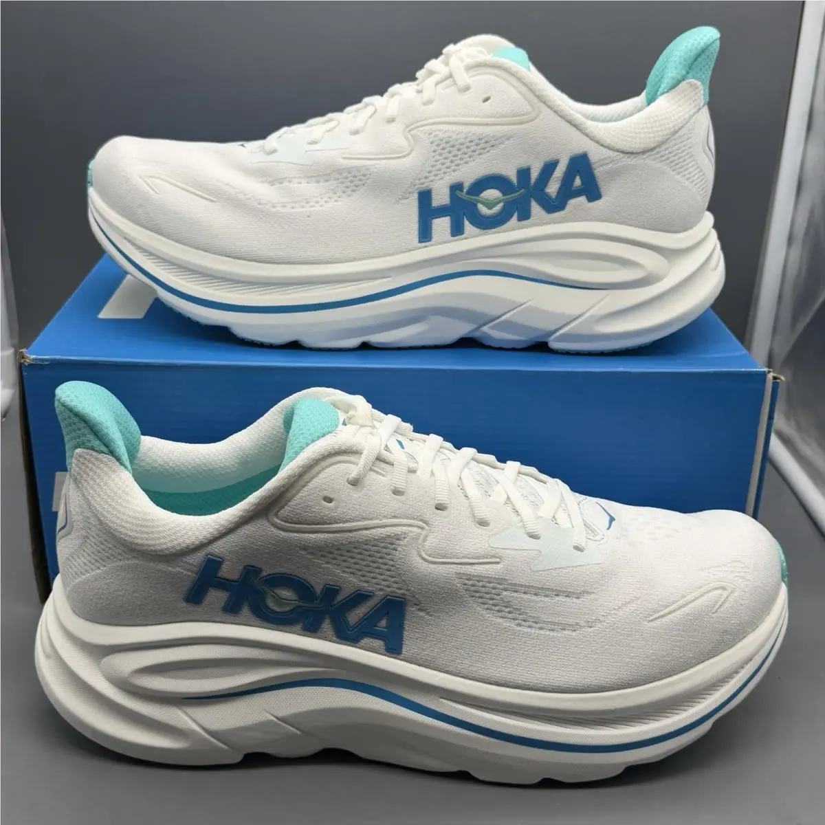 Hoka One One Clifton 10 Men 11.5 D Running Shoes Gym Training White Skyward Blue