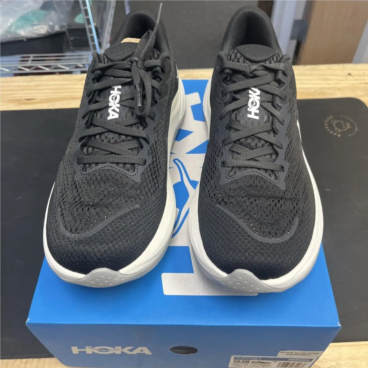 Hoka Rincon 4 Running Shoes Black White 1155131 Bwht Womens Sz 10.5B