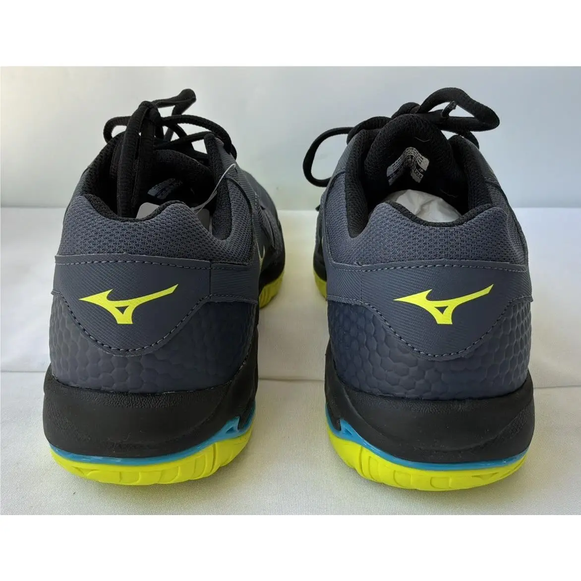 Mizuno shoes - Mizuno Wave Phantom 2 - Wave Phantom - White 2