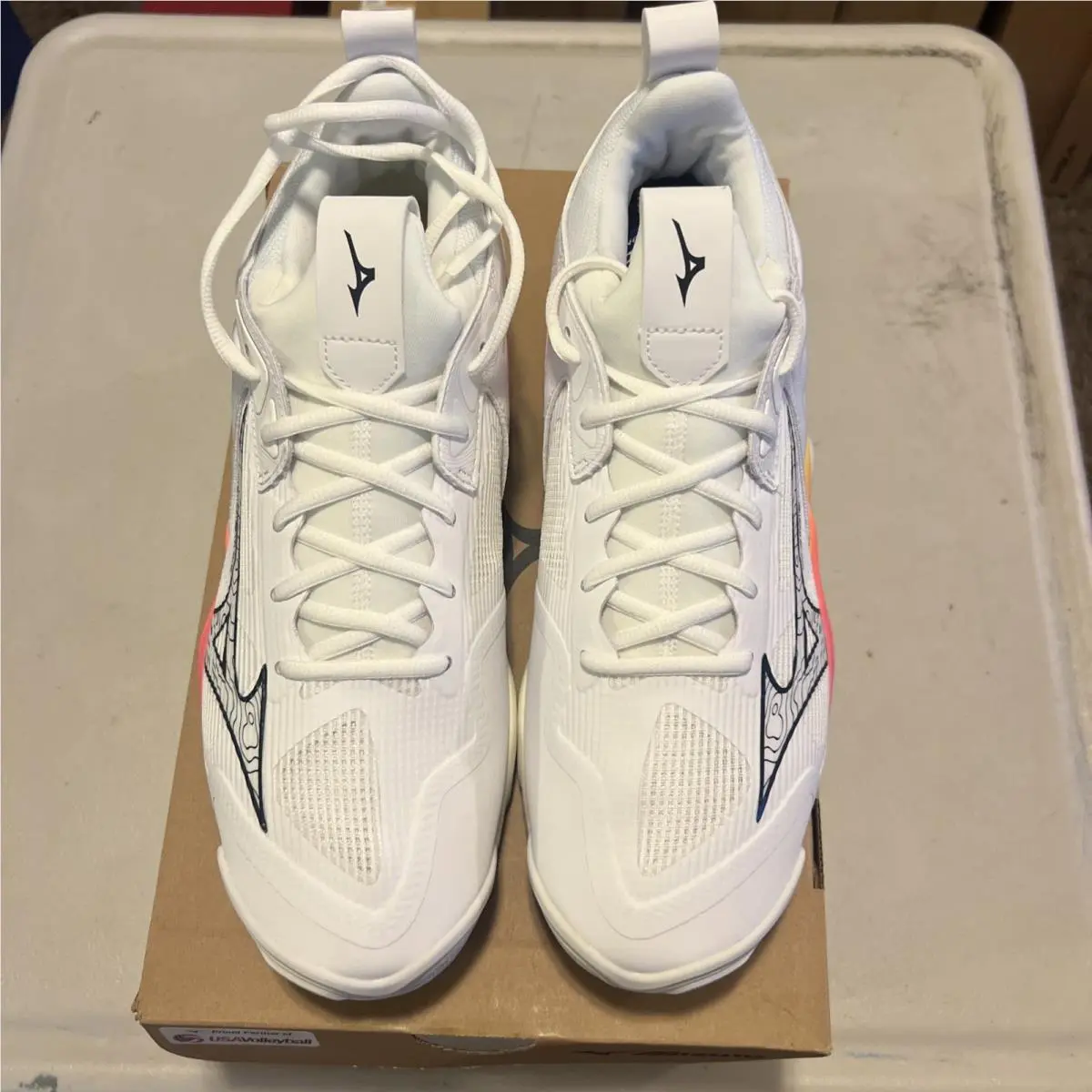 Mizuno shoes - MIZUNO WAVE MOMENTUM 3 - WAVE MOMENTUM - White 2
