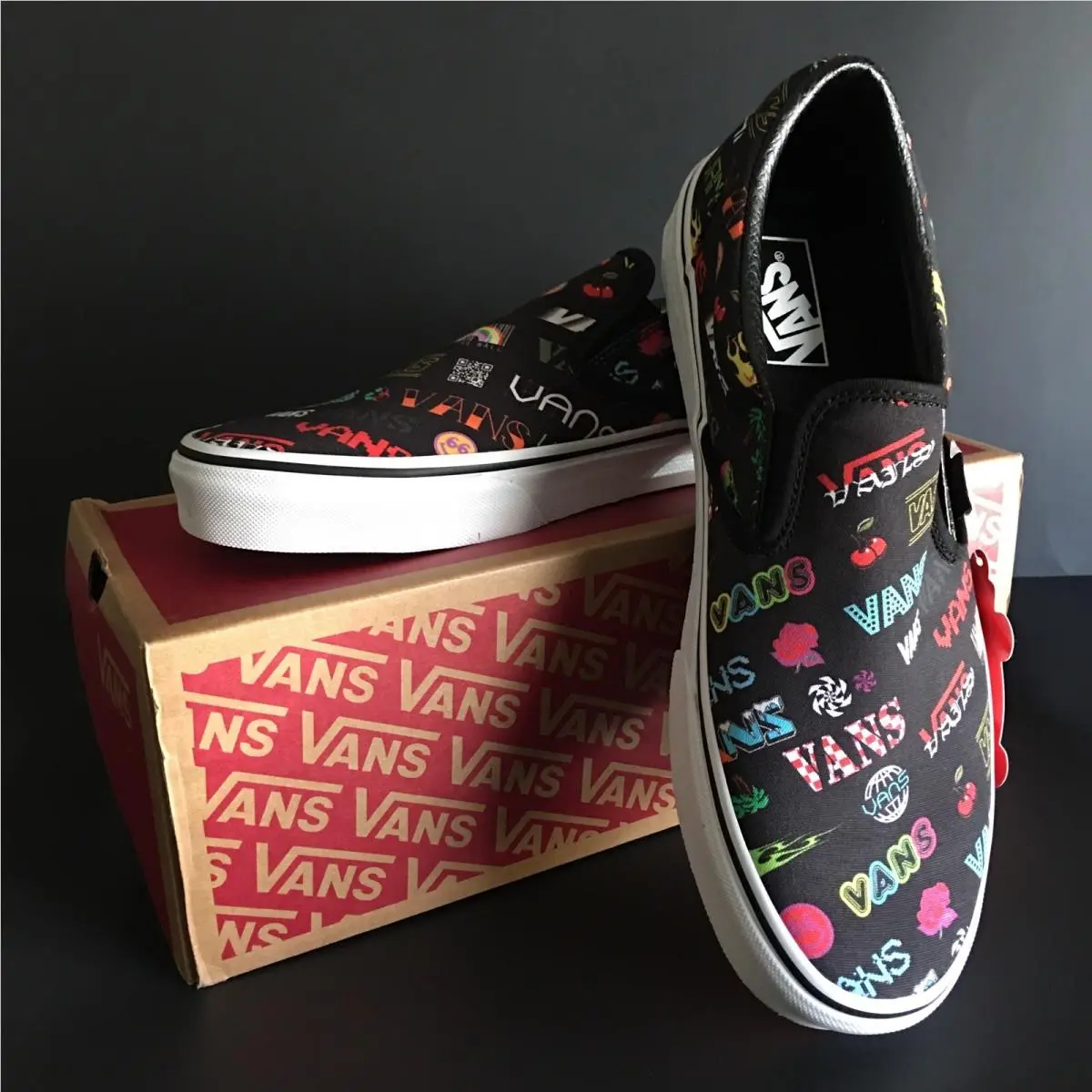 Vans shoes - Vans Disrupt - Disrupt - Black-Multi 1