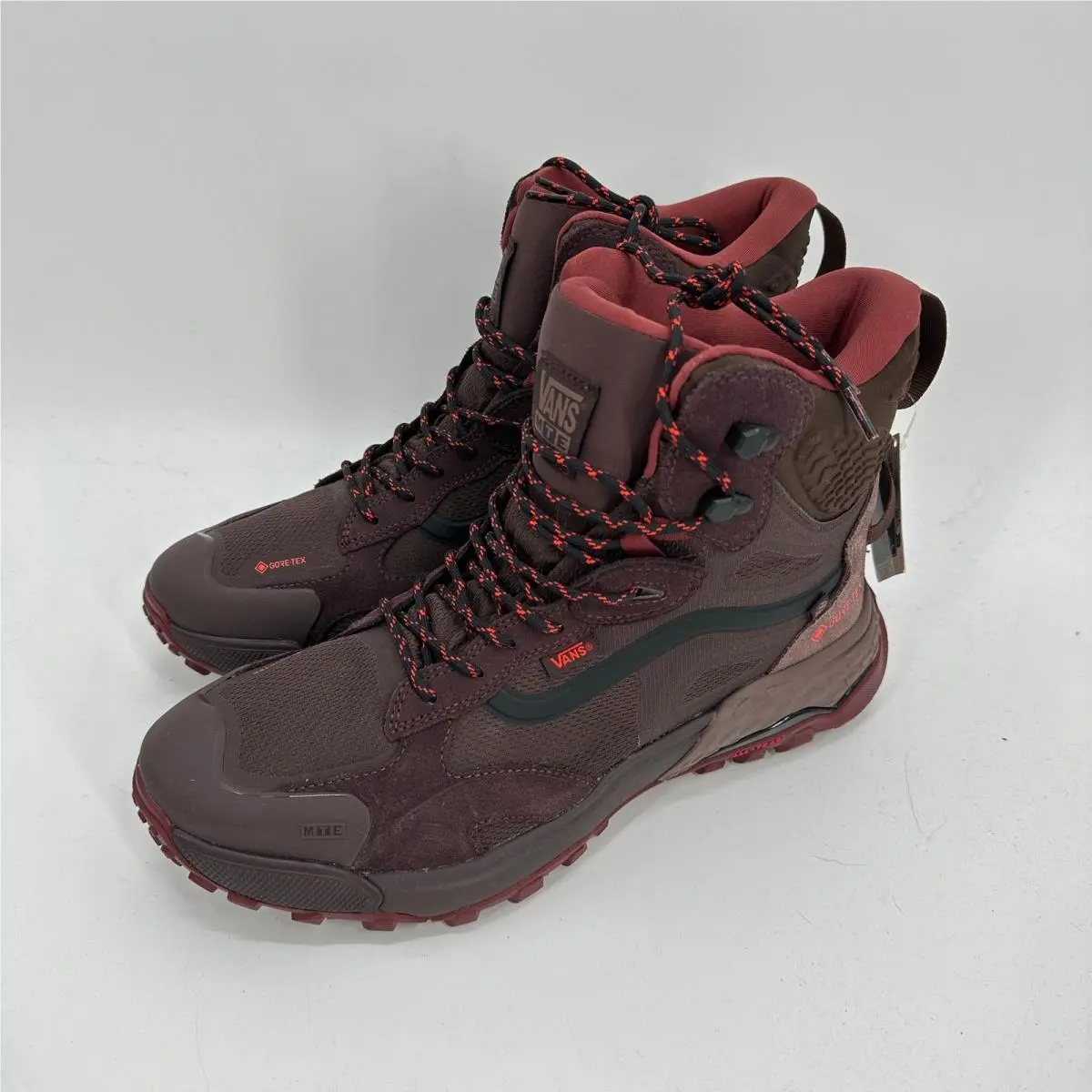 Mens Size 12 Crestline Gore Tex Mte Hiking Boots Chocolate Bitter Brown by Vans