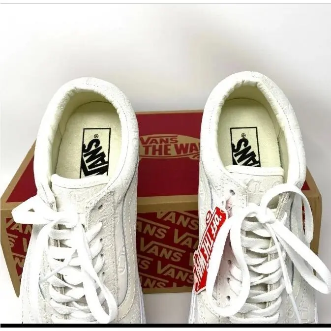 Vans shoes - White (UPC: 194902660414) 2