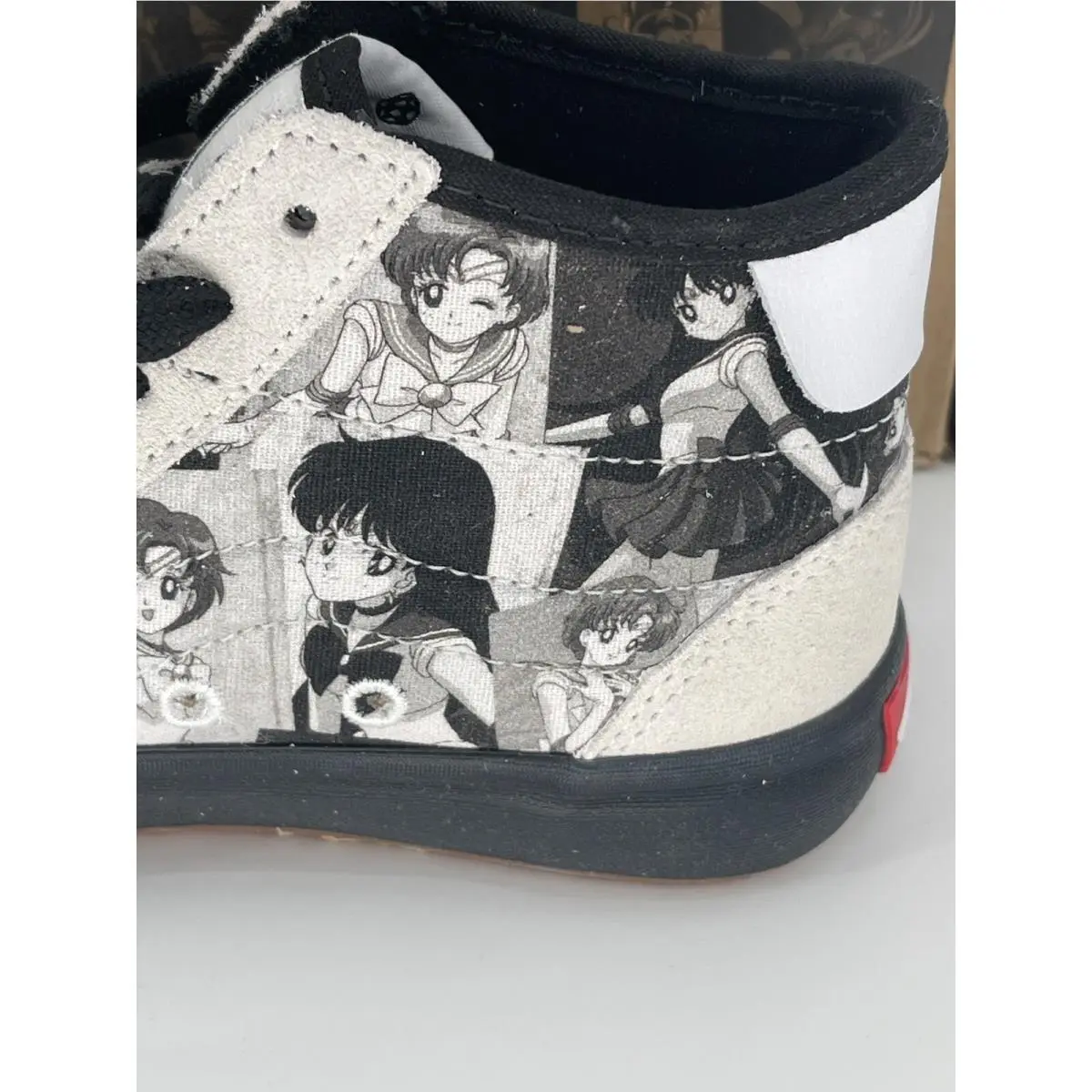 Vans shoes - VANS PRETTY GUARDIAN SAILOR MOON THE LIZZIE - White 1