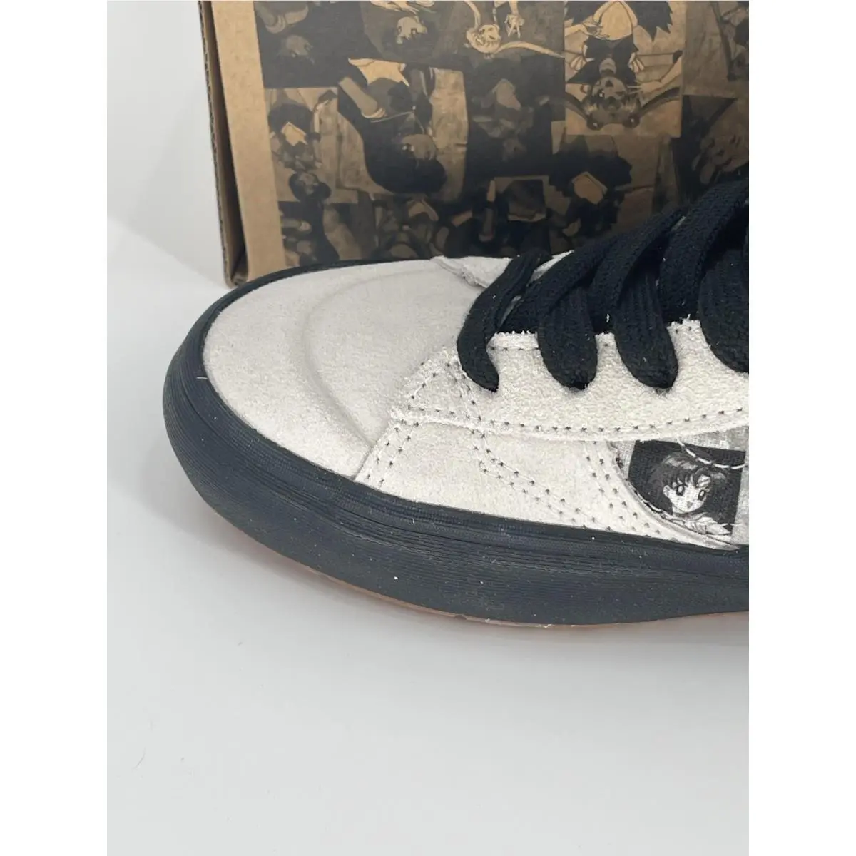 Vans shoes - VANS PRETTY GUARDIAN SAILOR MOON THE LIZZIE - White 2